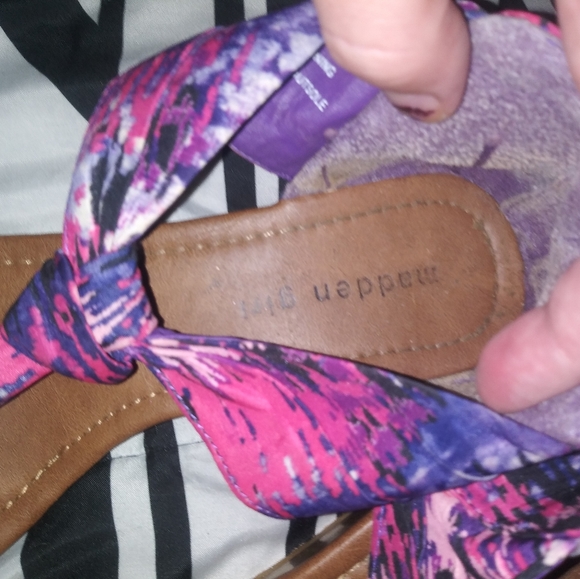 Madden Girl wedges - Picture 2 of 3